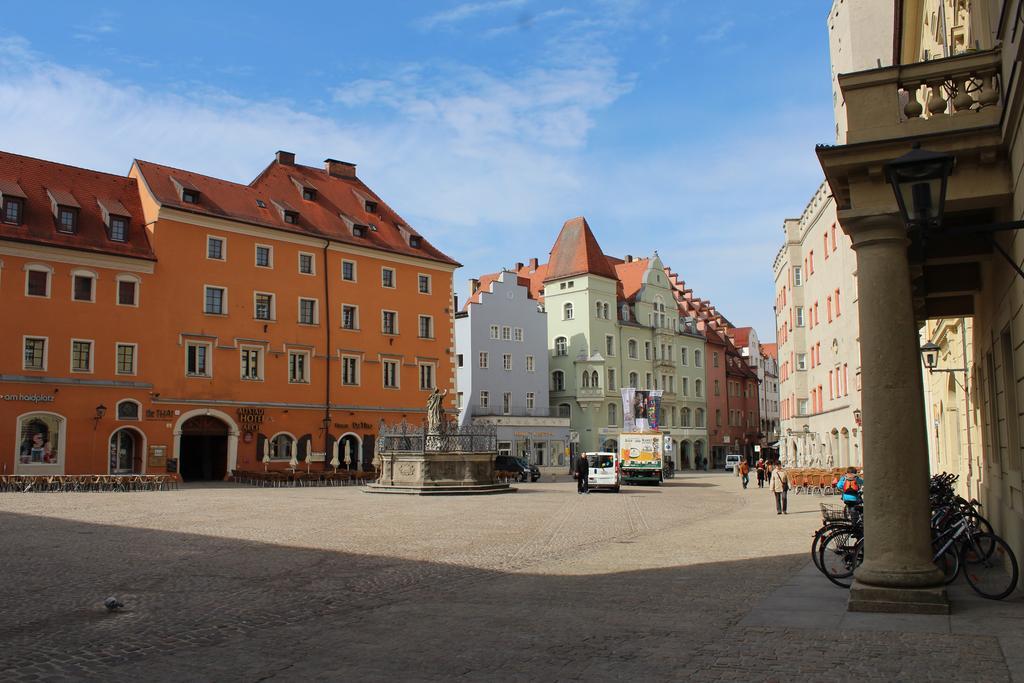 Altstadthotel Arch Regensburg Buitenkant foto