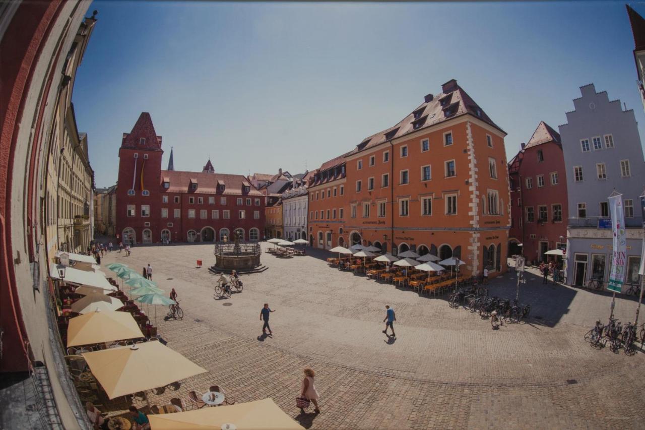 Altstadthotel Arch Regensburg Buitenkant foto